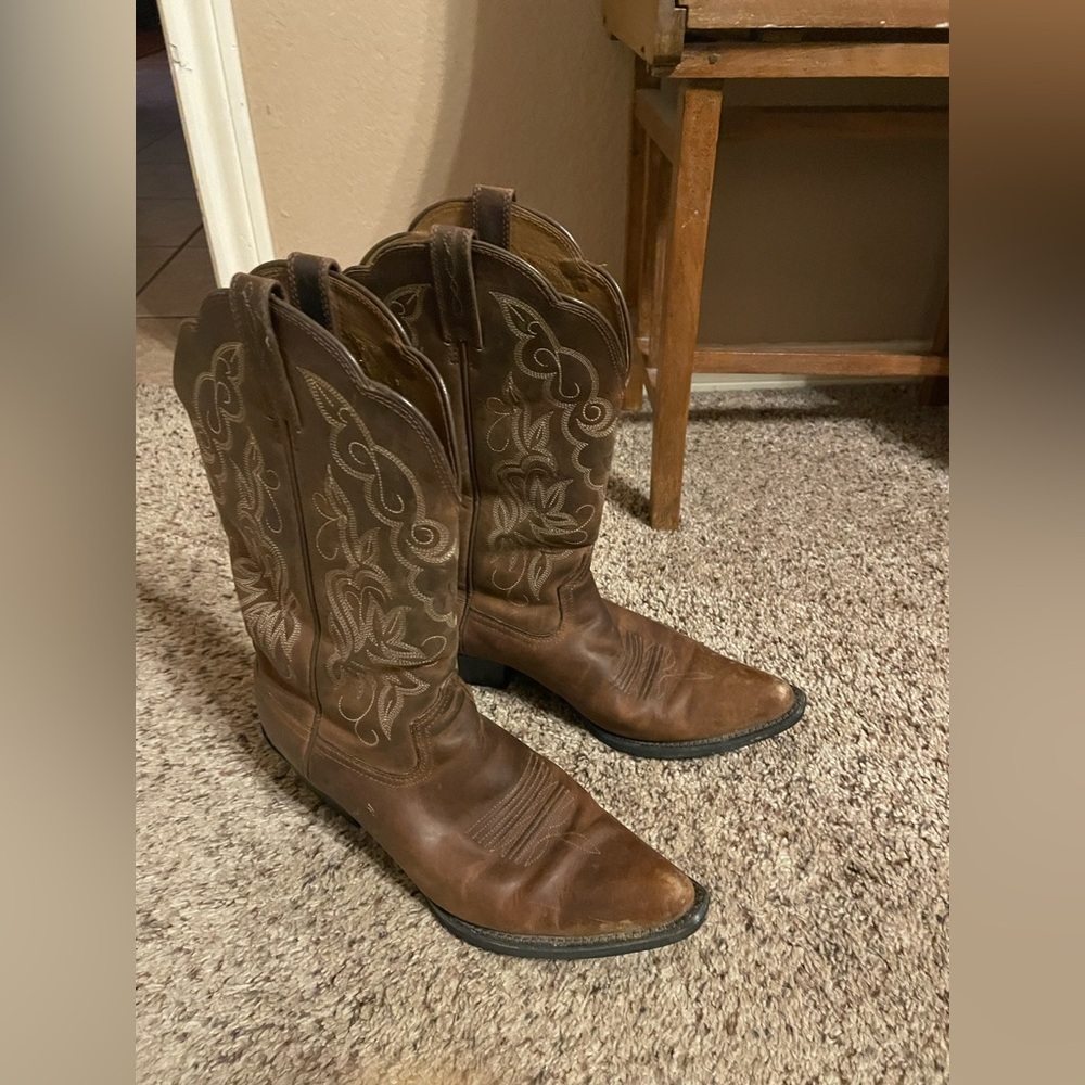 Ariat Tan Leather Cowboy Boots